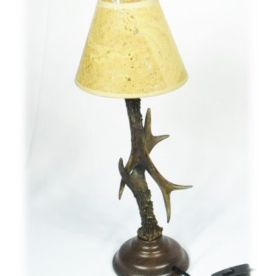 Lámpara de corzo para mesita, Asta de Ciervo, gamo y corzo, International Antler Trading SL