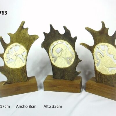 ACC4763 Peana de gamo tallada