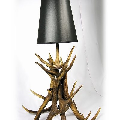Lámpara de ciervo de sobremesa, Asta de Ciervo, gamo y corzo, International Antler Trading SL