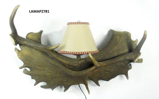 Aplique de gamo con tulipa, Asta de Ciervo, gamo y corzo, International Antler Trading SL